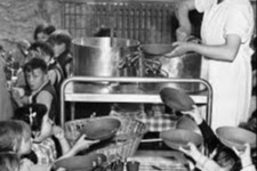 Quand le vin était servi aux enfants à la cantine en France